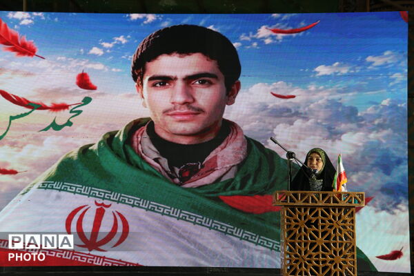 یادمان شهدای غرب خون در یزد؛ تجدید عهد با آرمان‌های شهدا