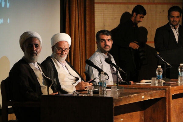 نشست صمیمی نمایندگان قم در مجلس با اصحاب رسانه