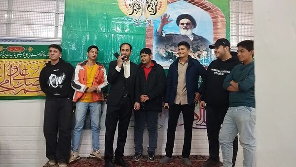 برگزاری جشن روز جوان و آغاز دهه فجر در دبیرستان شاهد ابوذر غفاری نیشابور 