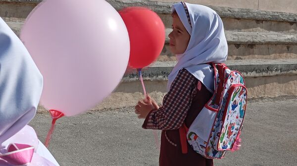 شکوفه‌های لبخند در جشن شکوفه‌ها؛ آغاز فصل دانش‌آموزی با شادی و هیجان