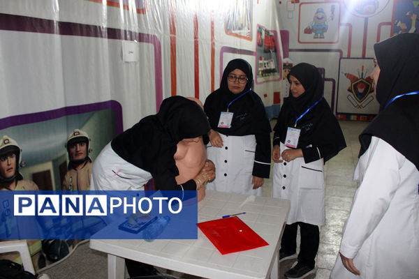 رقابت‌های مراقبین سلامت قم در بخش امداد و نجات