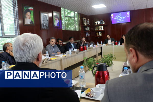 گردهمایی معاونین آموزش متوسطه قطب های شهید هاشمی نژاد و شهید کاوه