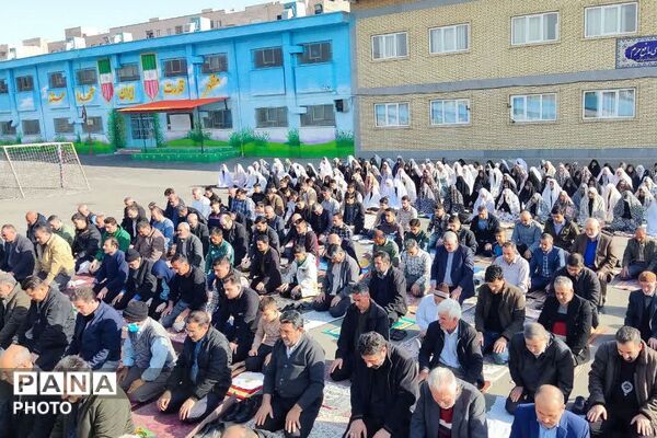 شکوه وحدت در قرچک؛ اقامه باشکوه نماز عید سعید فطر در صفوفی الهی