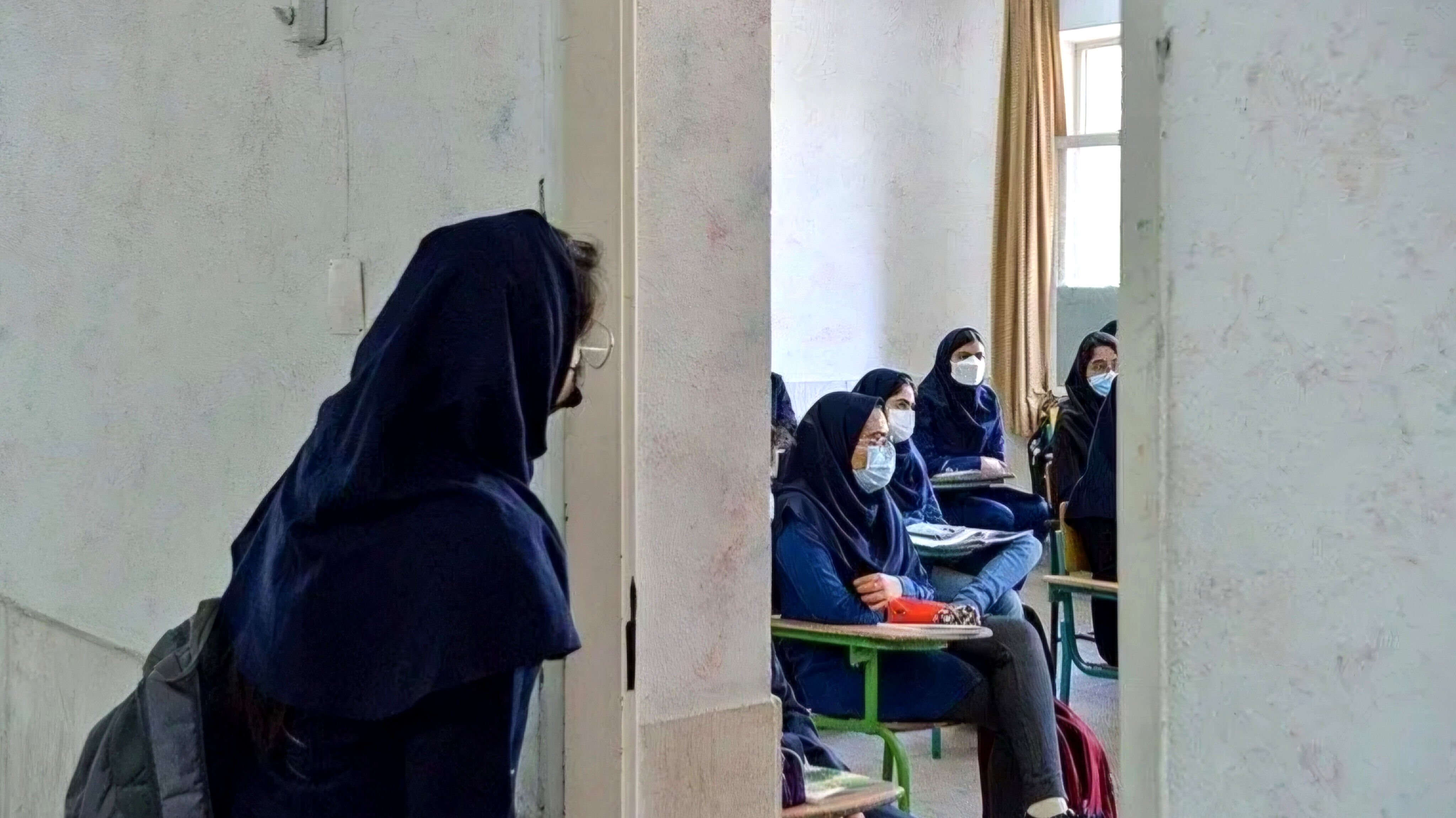 پدیده ترک تحصیل در دوران متوسطه اول و دوم تبدیل به چالش شده است