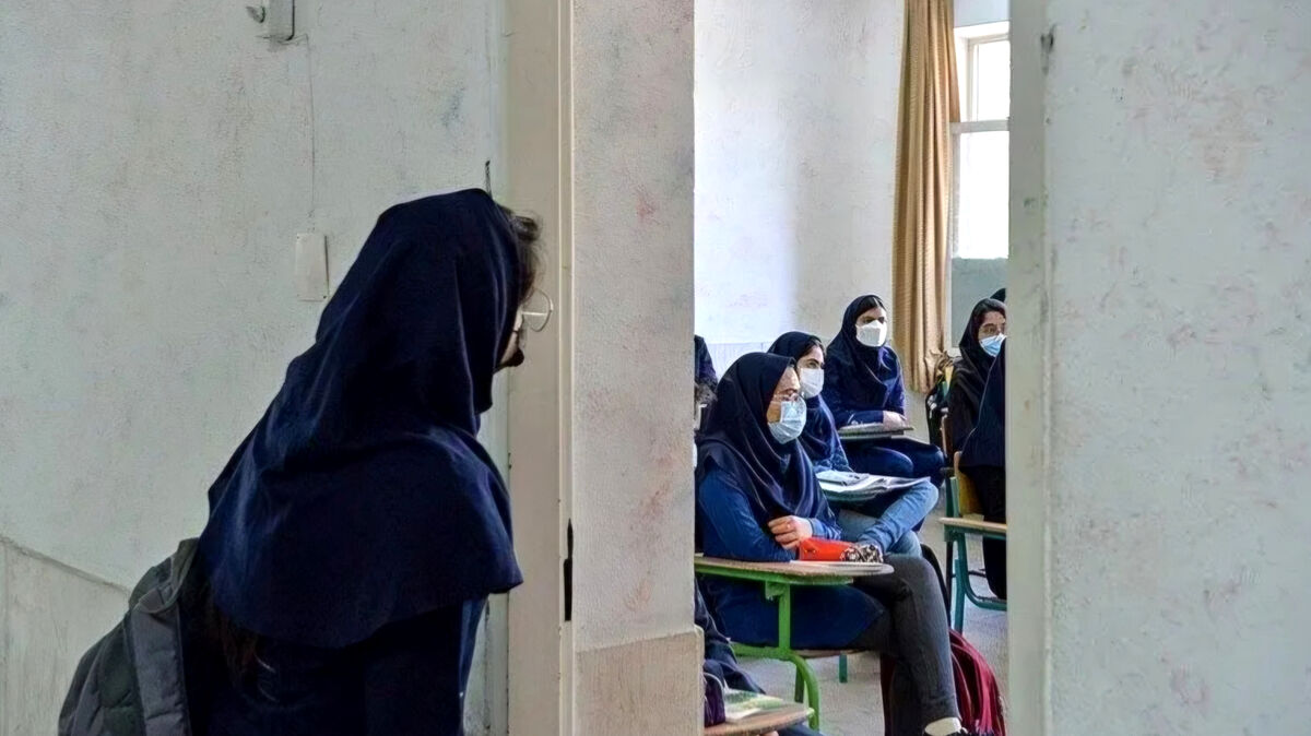 پدیده ترک تحصیل در دوران متوسطه اول و دوم تبدیل به چالش شده است