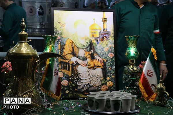 شام ولادت علی ابن موسی‌الرضا، در حریم رضوی