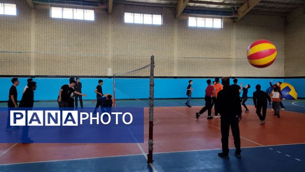 دومین روز از اردوی تمشک در شهرستان خمین 