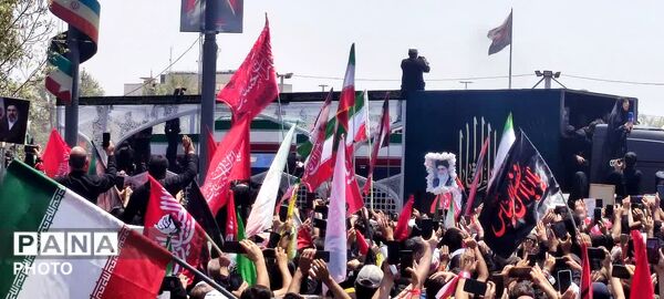 آزادی میزبان رهبر شهید
