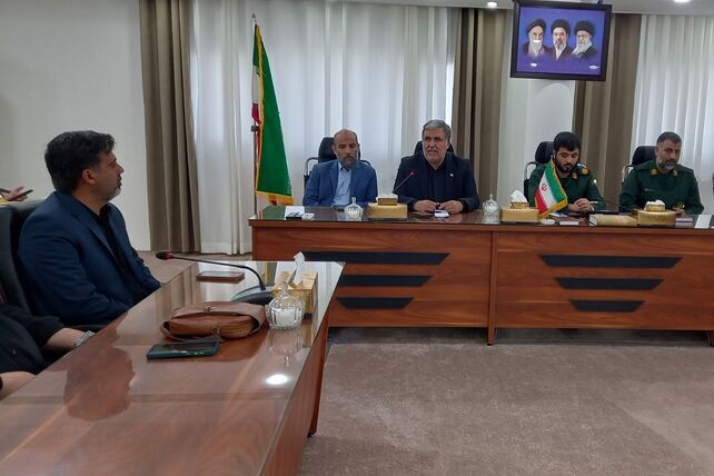 جلسه هم اندیشی با مدیران مدارس چهاردانگه