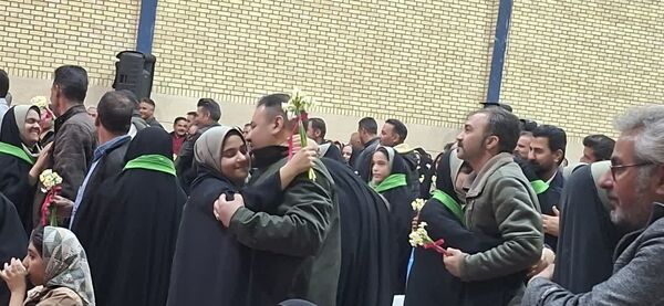 جشن بزرگ دختری من و بابام در دبیرستان شهید جهانی ابرکوه