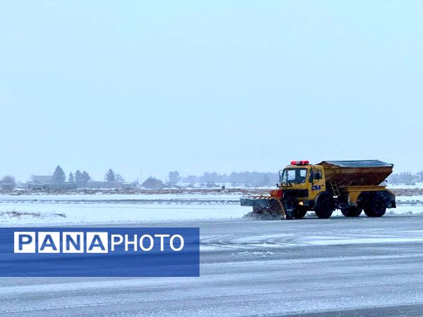 وضعیت فرودگاه بین الملی شهید هاشمی‌نژاد در روزهای برفی مشهد