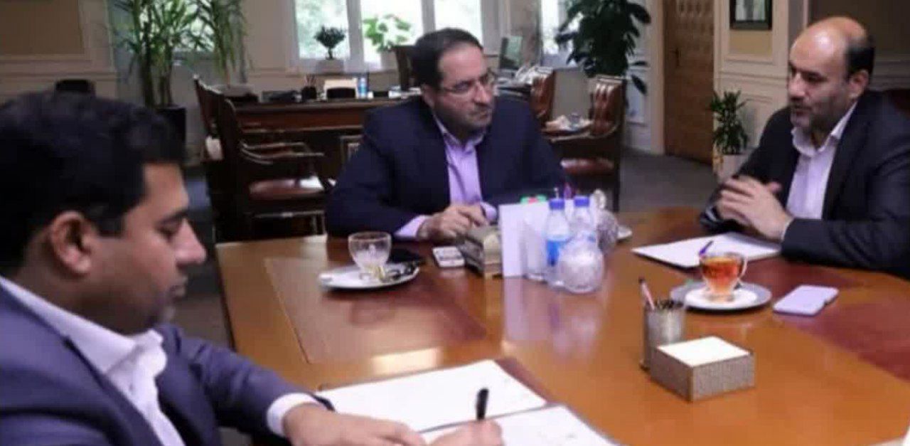 نشست نماینده مردم نهاوند با رئیس سازمان منابع طبیعی کشور