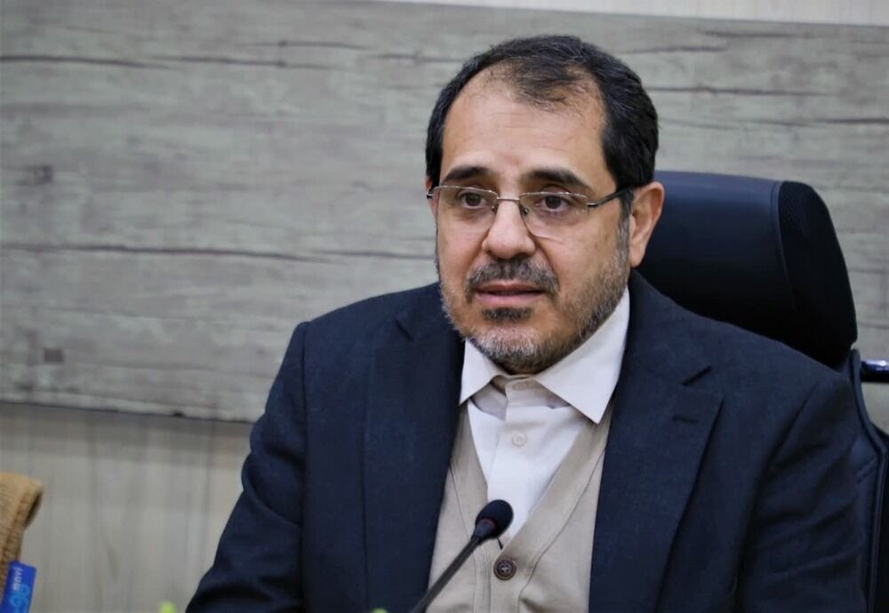 تجمعات مردمی فرصت مناسبی برای تجلیل از معلمان در هفته معلم است