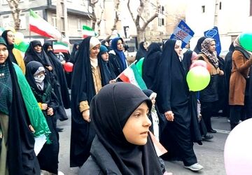 تجدید پیمان مردم فردیس با آرمان‌های انقلاب 