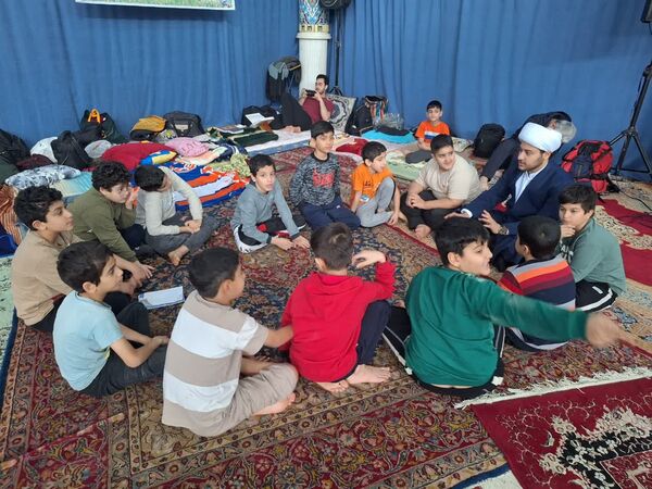 اعتکاف دانش‌آموزی در مسجد جامع قائمشهر