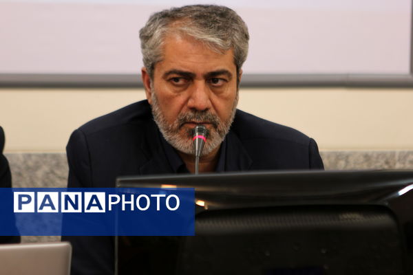 نشست خبری معاون مدیرکل و مدیر آموزش‌و‌پرورش کاشان با اصحاب رسانه