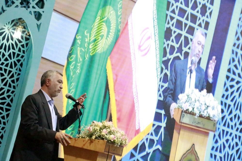 آستان قدس رضوی می‌تواند مرجع علمی و نمادی از شکوه دانش در جهان باشد