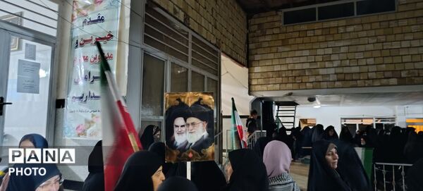حضور پرشور مردم شهر لالجین در بیعت با رهبر معظم انقلاب