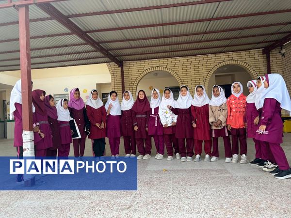 نمایش‌های خلاقانه دانش‌آموزان سیریک به‌مناسبت هفته کتاب