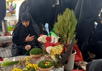میثاق خواهرانه در گلزار شهدای خرم‌آباد با شهید سید حسن قاسمی موسوی