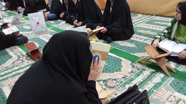 رمضان، ماه بهار و انس با قرآن در شهرستان بن