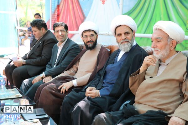 زنگ نماز در مدارس مشهد با حضور نماینده ولی‌فقیه در خراسان رضوی 