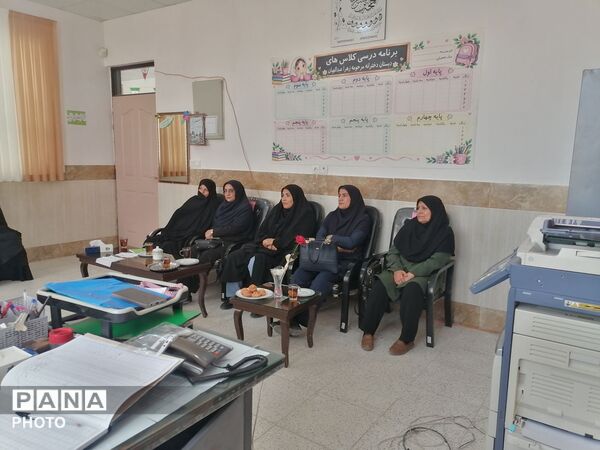 بازدید کارشناسان  آموزش و پرورش خلیل آباد از آموزشگاه زهرا عبداللهیان