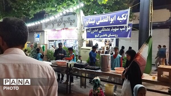 موکب مردمی شهید مصطفی صدر زاده در هشتاد و دومین شب 