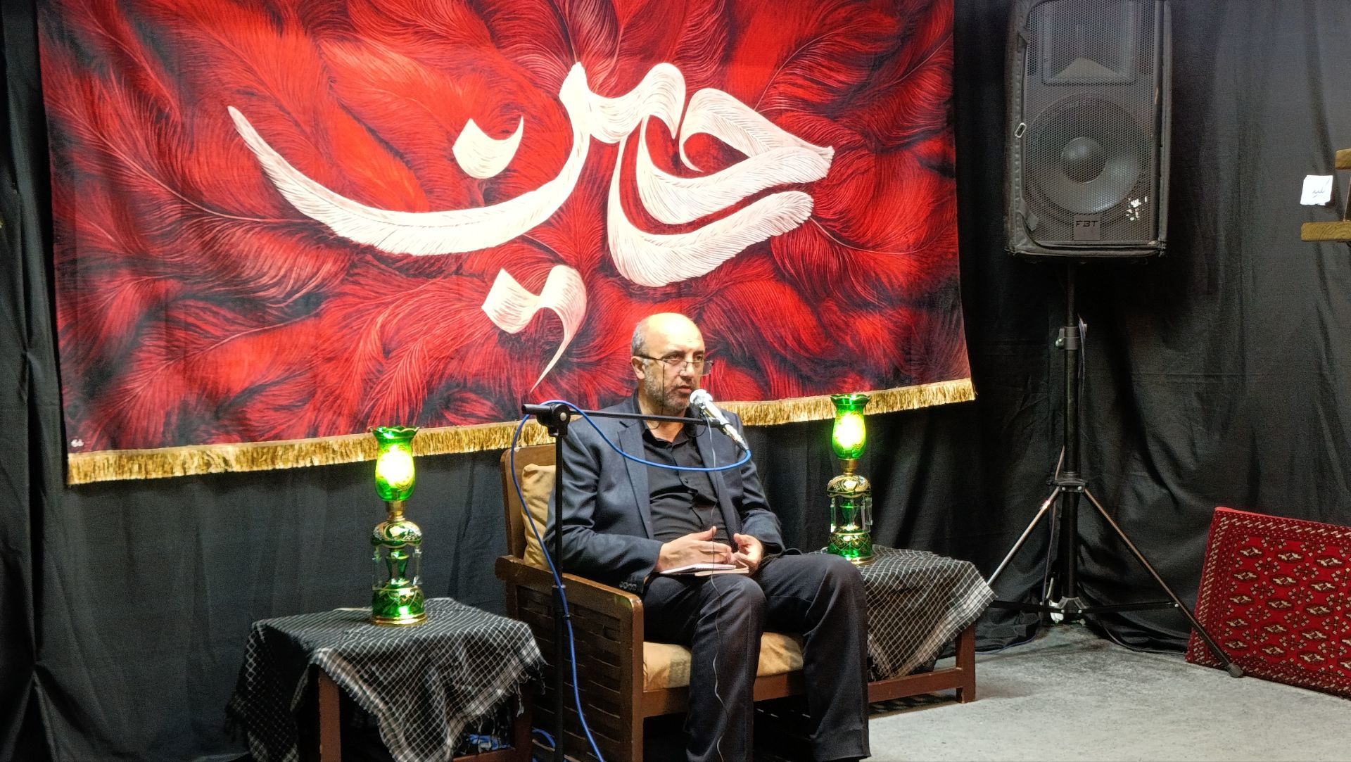 عزاداری دهه دوم محرم در کتاب‌پردازان با سخنرانی جلیل معماریانی