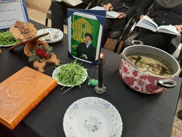 مراسم گرامیداشت شهدای خدمت در مدارس شهرستان فیروزکوه