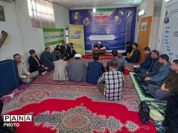 دیدار معاونین و مربیان پرورشی با امام جمعه شهر آشخانه