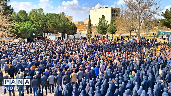 تشیع پیکر مطهر شهید پاسدار محمد صادق نظافتی در کاشمر 