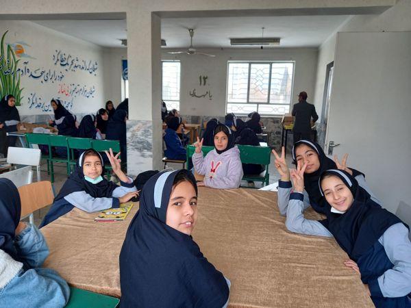 بازدید دانش آموزان دبستان ناهید نخودی از پژوهشرای نیشابور