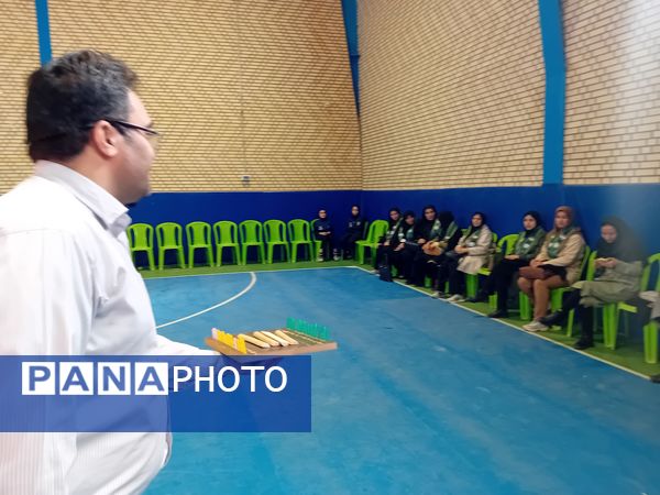 برگزاری کلاس‌های ضمن خدمت سازمان دانش‌آموزی در آشخانه