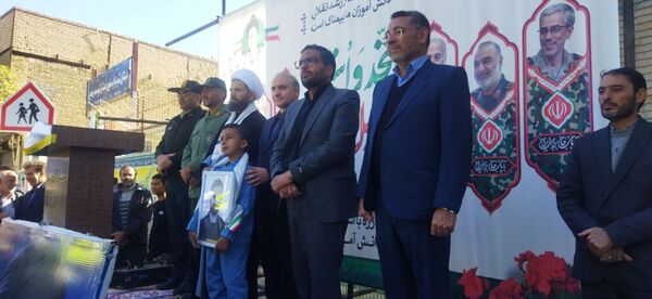 استکبار ستیزی از جنس راهپیمایی در زاوه