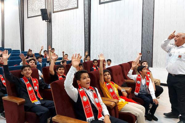 برگزاری کارگاه آموزش مهارت‌های تشکیلات پیشتازان در باقرشهر 