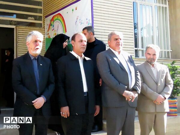 زنگ مهر مدرسه شهید صدوقی 