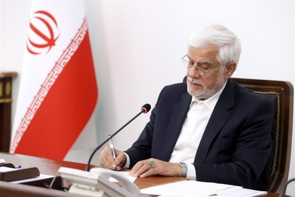 دستور معاون اول رئیس‌جمهور برای پیگیری فوری و گزارش حادثه آتش‌سوزی بازارچه غرب تهران