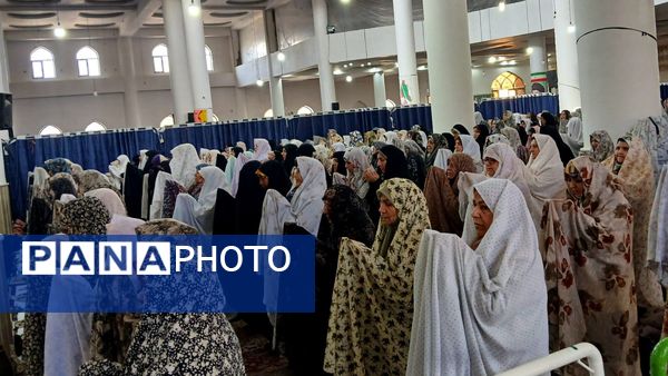 آیین وحدت‌بخش نماز عبادی‌ـ‌سیاسی جمعه شهرستان نظرآباد 