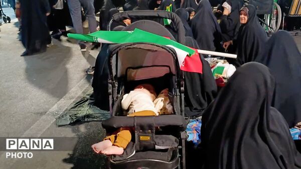 تجمع مردمی «دفاع از ایران‌جان» در جیرفت