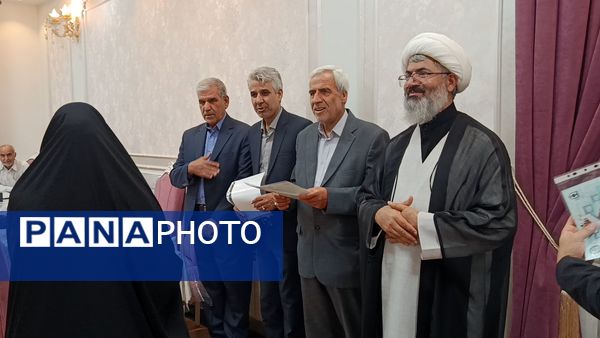 مراسم تجلیل از عوامل هیئت فرهنگیان و دانش آموزی شهرستان کاشمر 