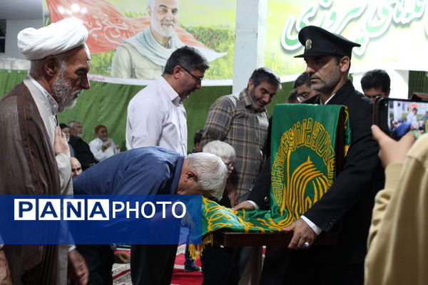 حضور کاروان آستان خورشید در شهر درق