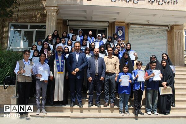 نشست خبری خبرنگاران پانا با مدیرکل آموزش و پرورش استان البرز 