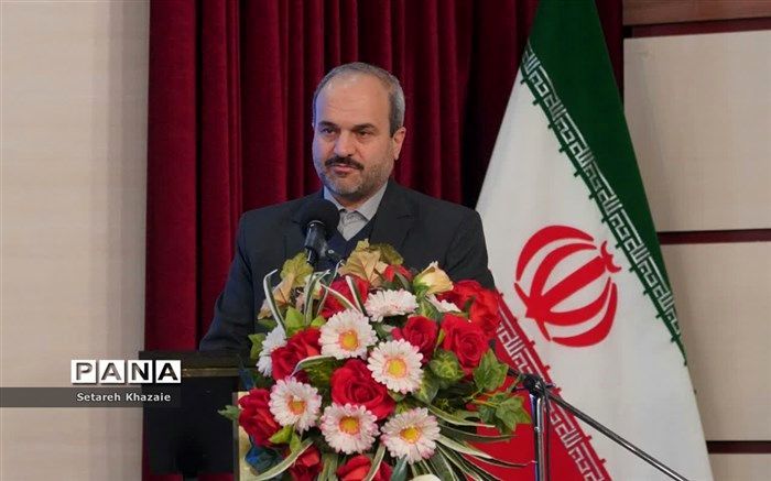 اجرای گسترده برنامه ملی آموزش تفکر الگوریتمی و مهارت کدنویسی در مدارس کشور