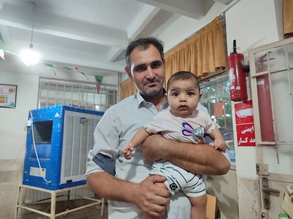 مرحله دوم انتخابات ریاست‌جمهوری باحضور مردم ولایت‌مدار مشهد در هنرستان ایراندخت 