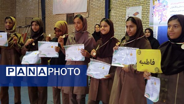 مسابقات داژبال مدارس متوسطه اول بندرلنگه