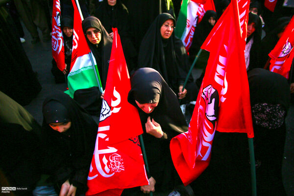مراسم تشییع پیکر مطهر رهبر شهید انقلاب در تهران - 4