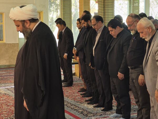 مدرسه شهید رجایی در عزای فاطمه(س) نوای سینه‌زنی سرداد