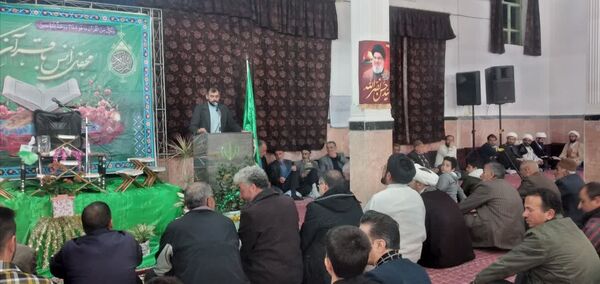 محفل انس با قرآن کریم در مسجد جامع تیتکانلو