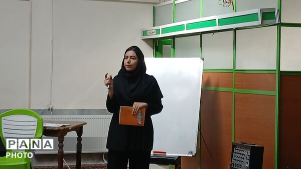 دومین دوره تخصصی تجوید و تربیت مربی "روخوانی و روانخوانی" قرآن کریم در تویسرکان